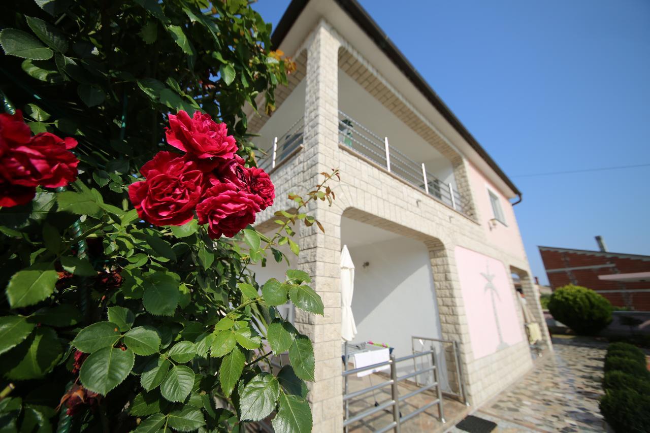 Villa Baldi Tar-Vabriga Exterior photo
